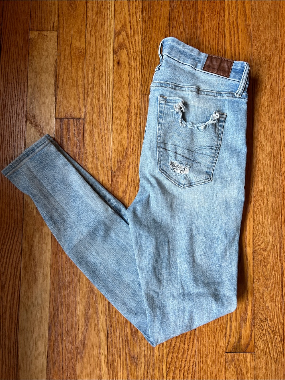 American Eagle Light Blue Distressed High-Rise Luxe Stretch Jeggings